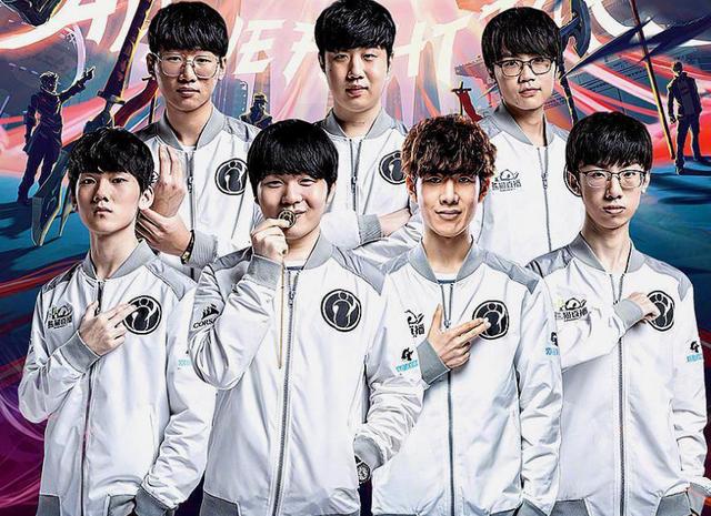 更是对足球 更是对足球