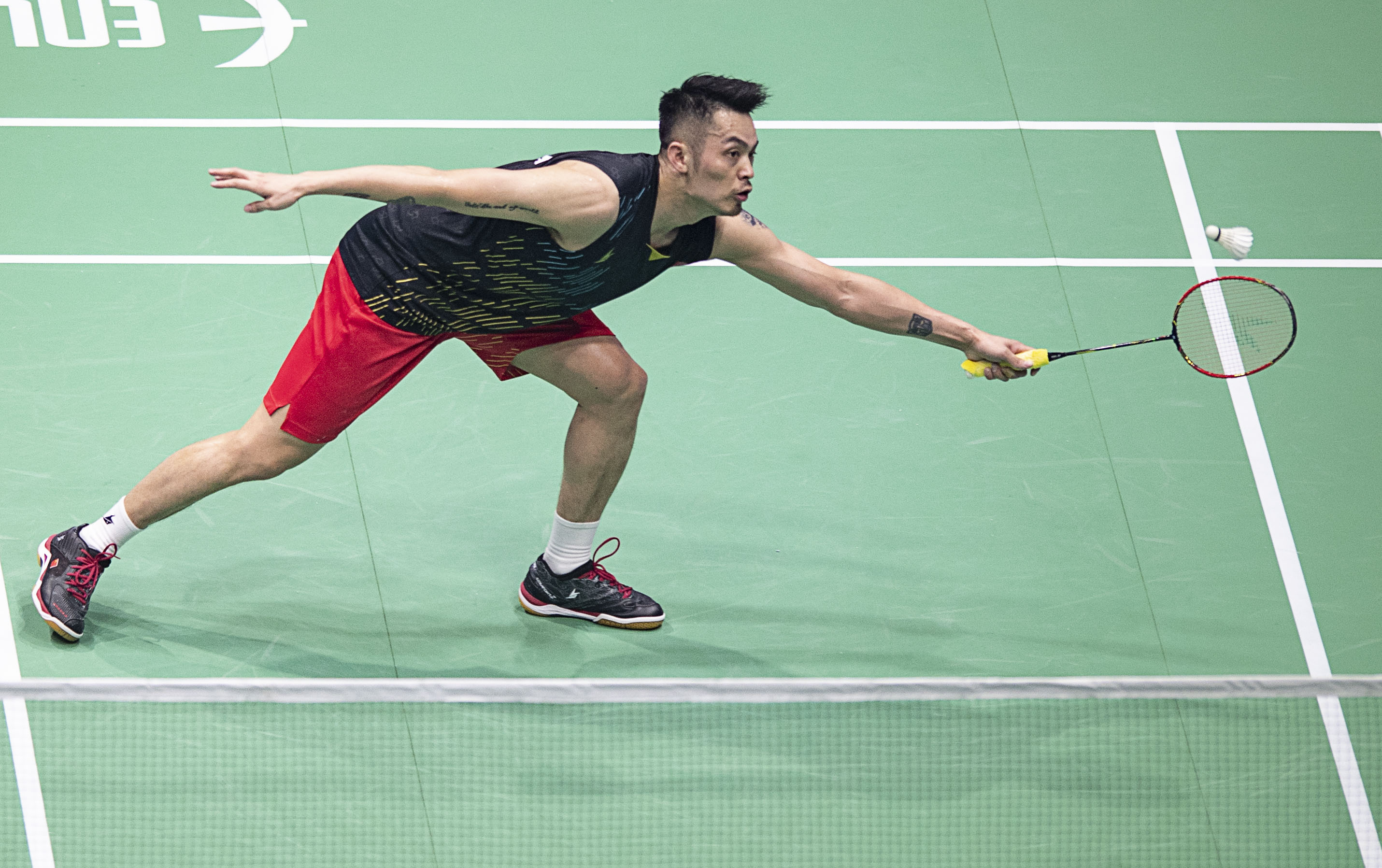 吸引了数以 吸引了数以